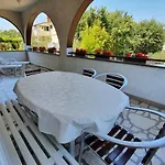 Apartmani Malinska